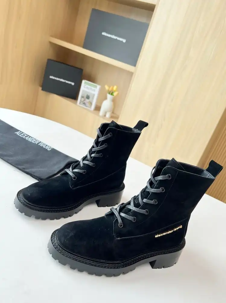 hype Alexander Wang Boots