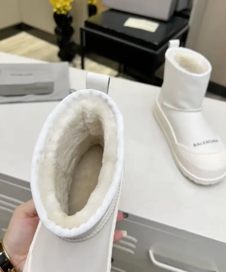 hype Balenciaga Boots