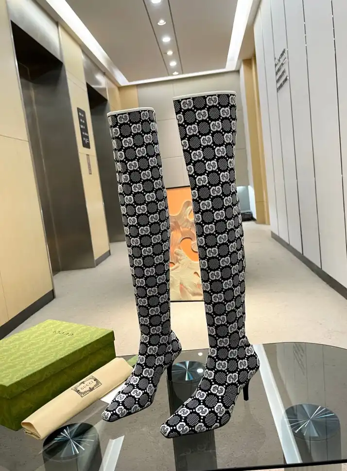 hype Gucci Boots