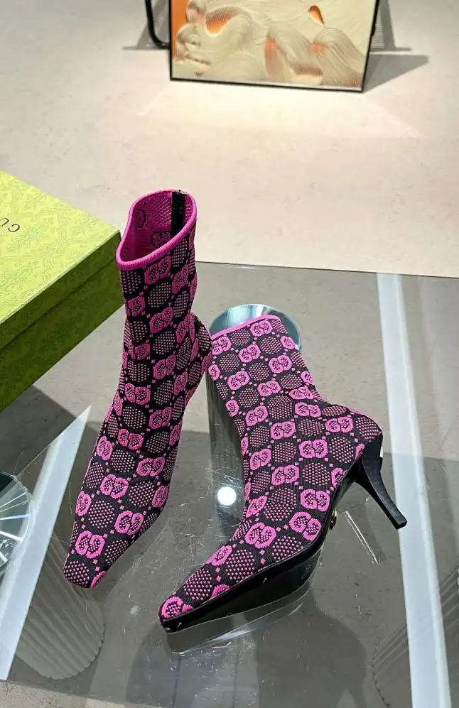 hype Gucci Boots