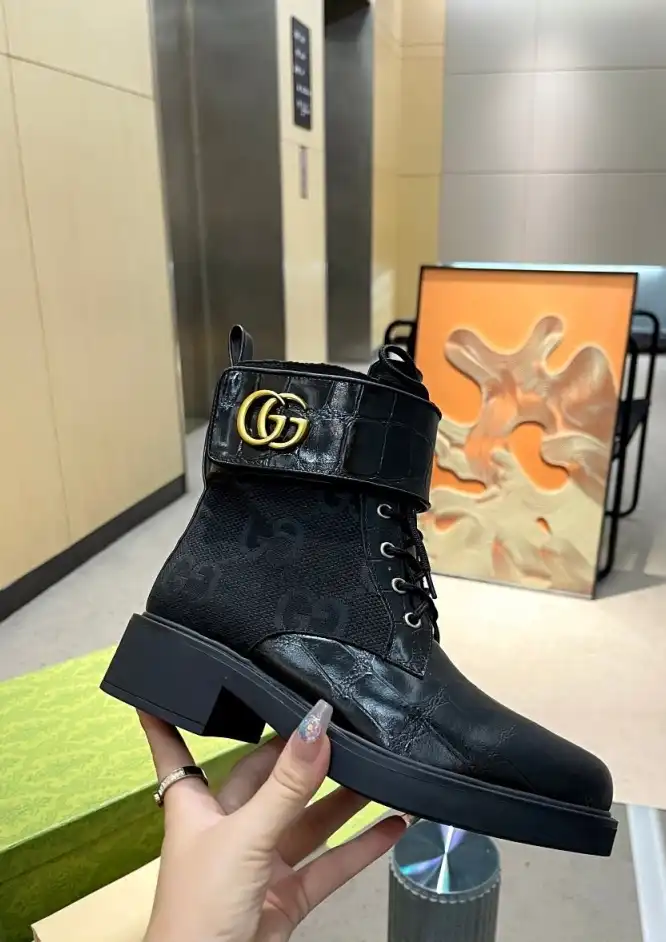 hype Gucci Boots