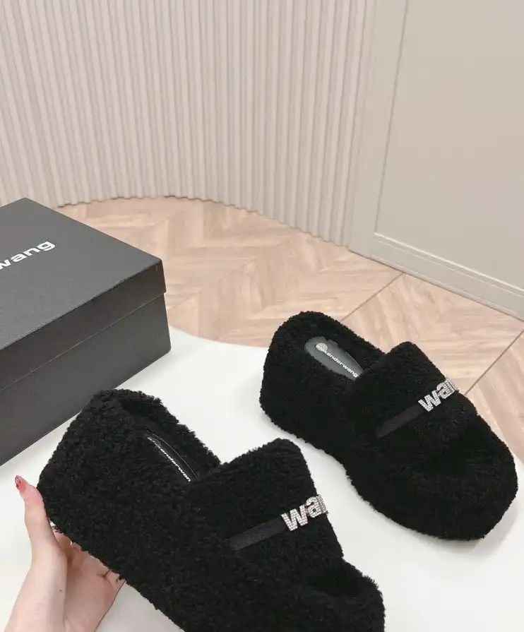 hype Alexander Wang Slippers