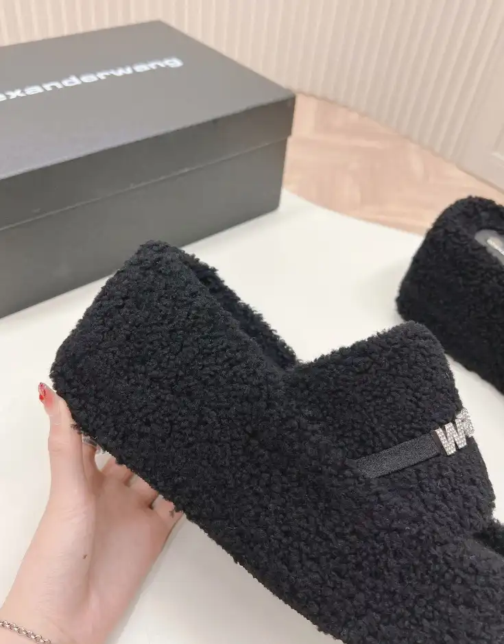 hype Alexander Wang Slippers