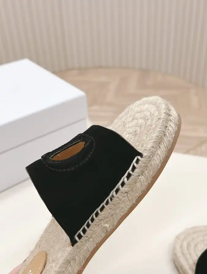 hype Christian Dior Slippers