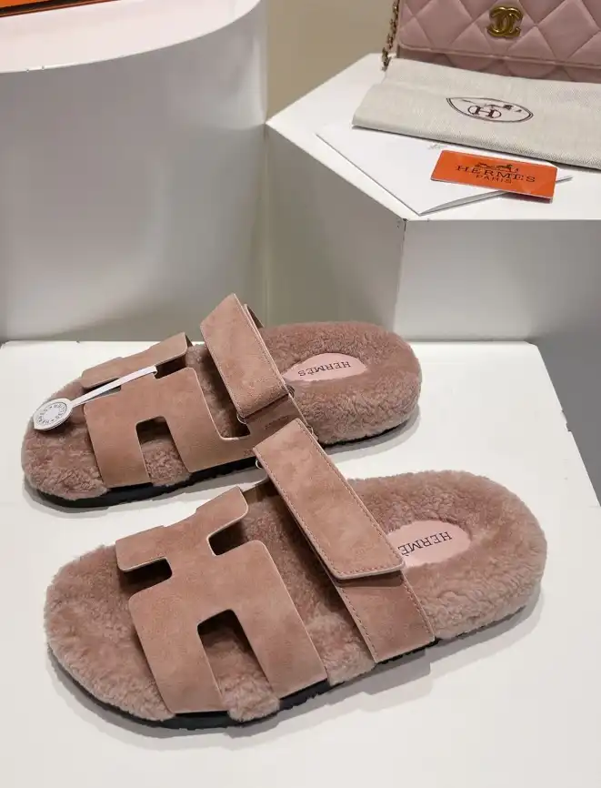 hype Hermes Slippers