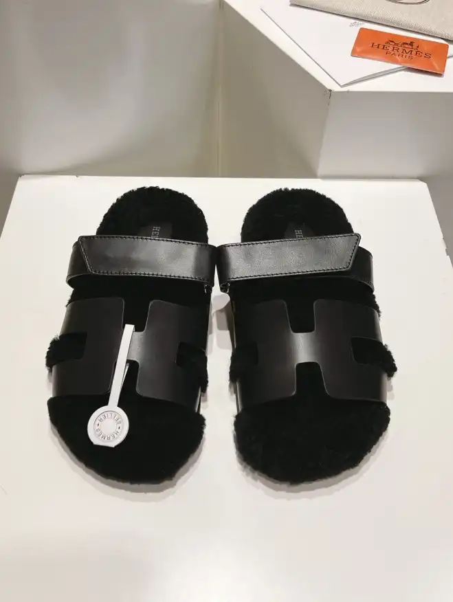 hype Hermes Slippers