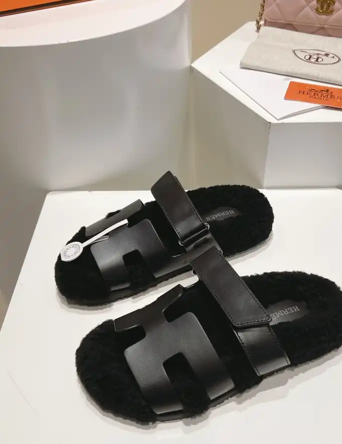 hype Hermes Slippers