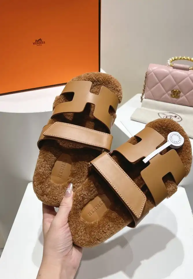 hype Hermes Slippers