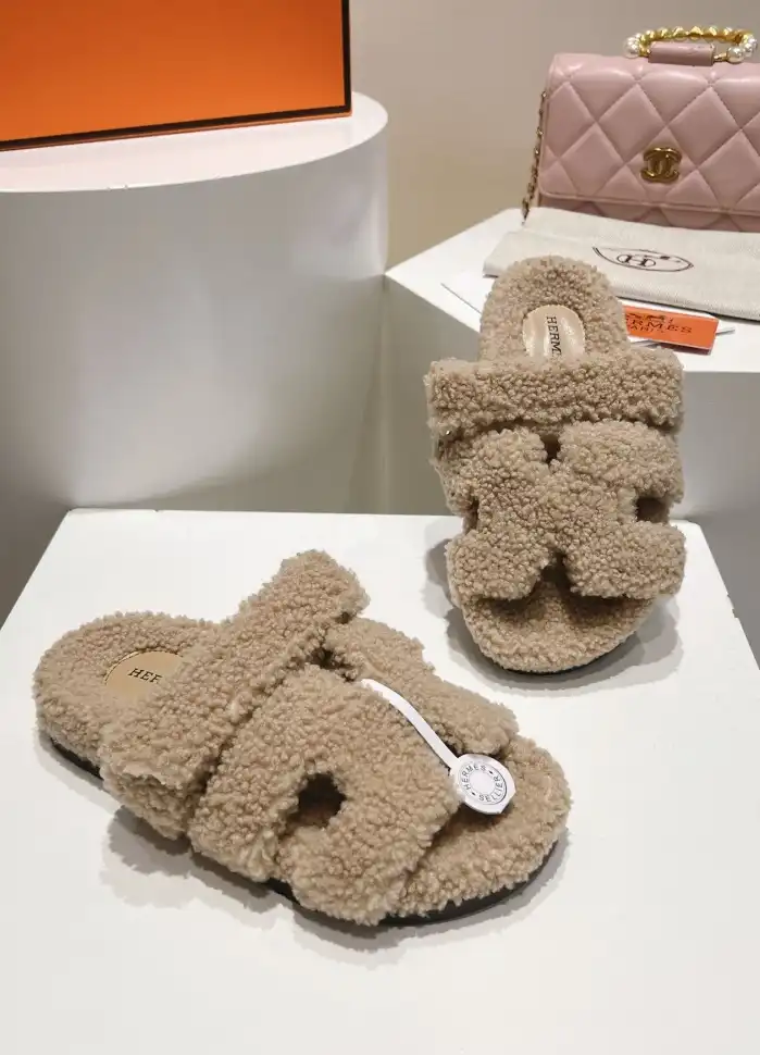 hype Hermes Slippers