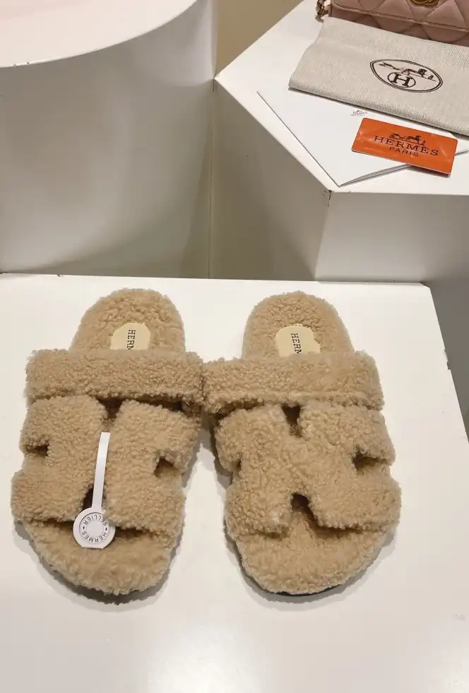 hype Hermes Slippers