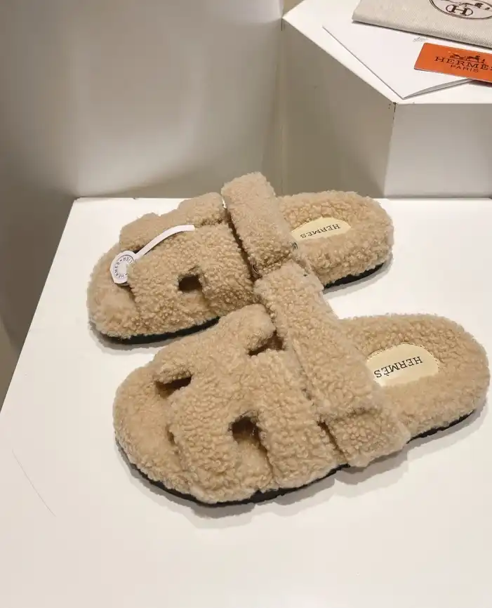 hype Hermes Slippers