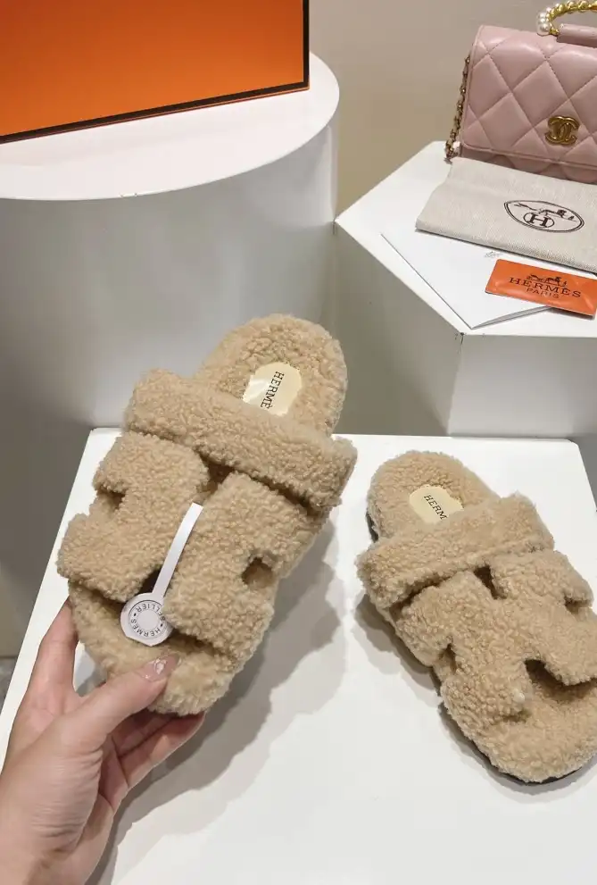 hype Hermes Slippers