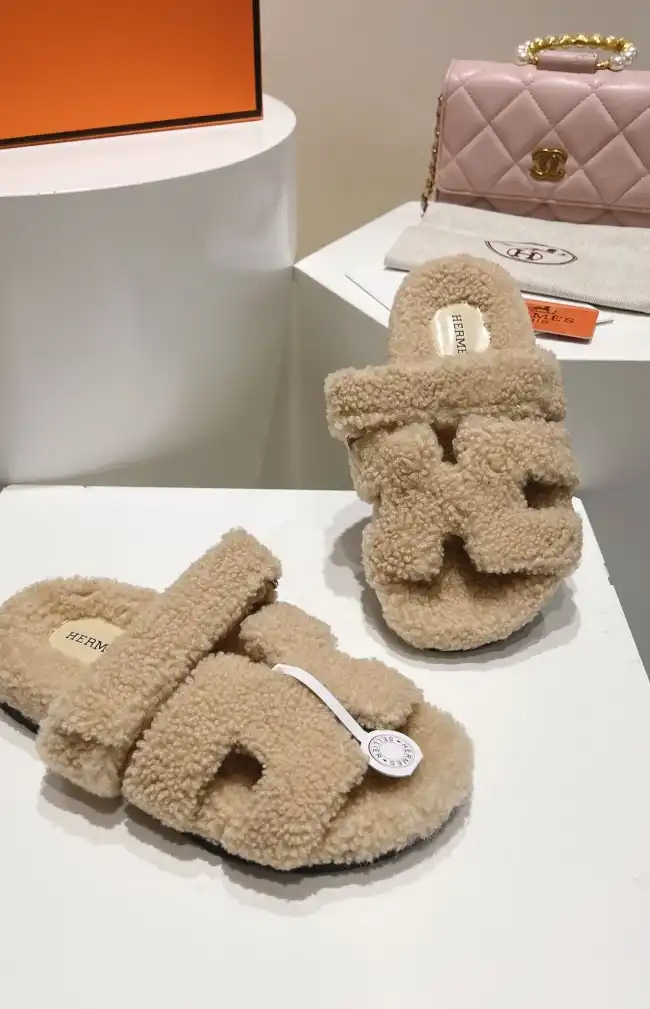 hype Hermes Slippers