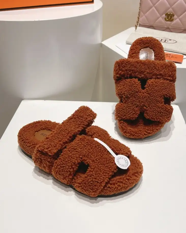 hype Hermes Slippers