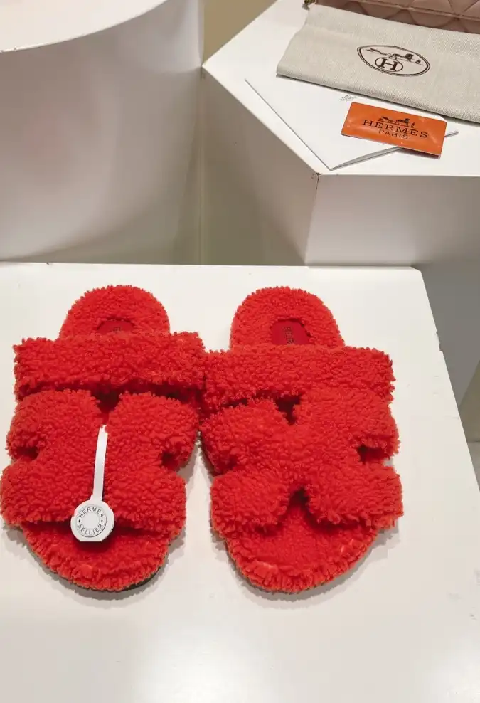 hype Hermes Slippers