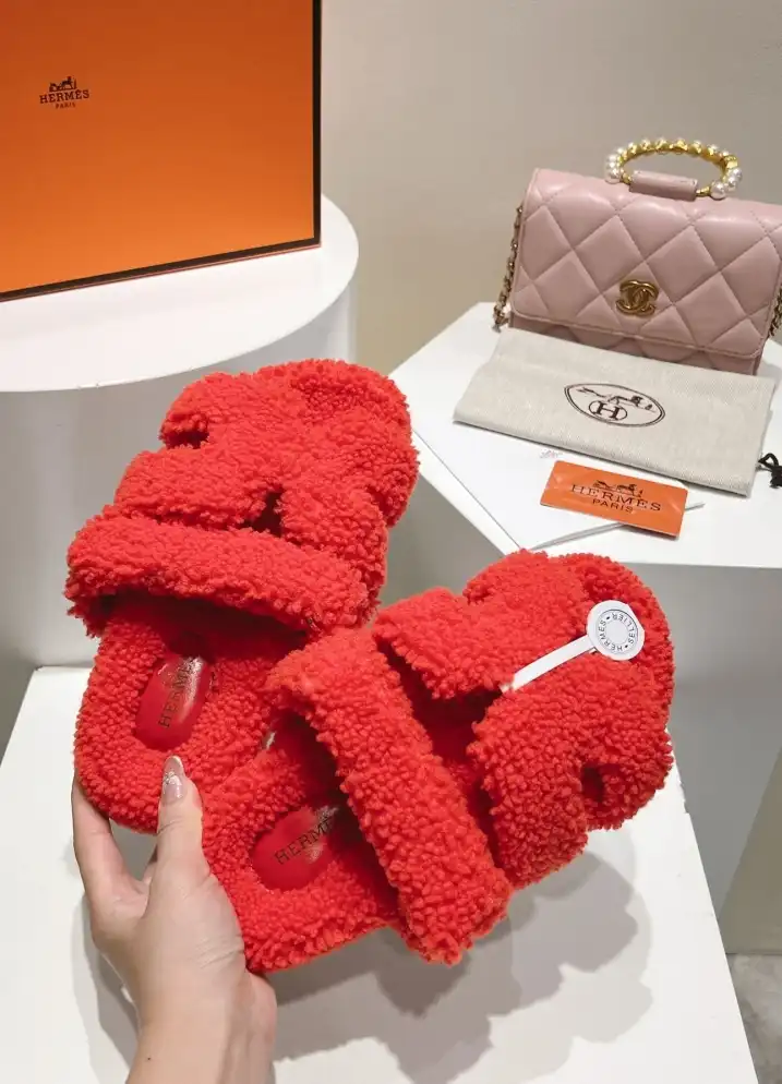 hype Hermes Slippers