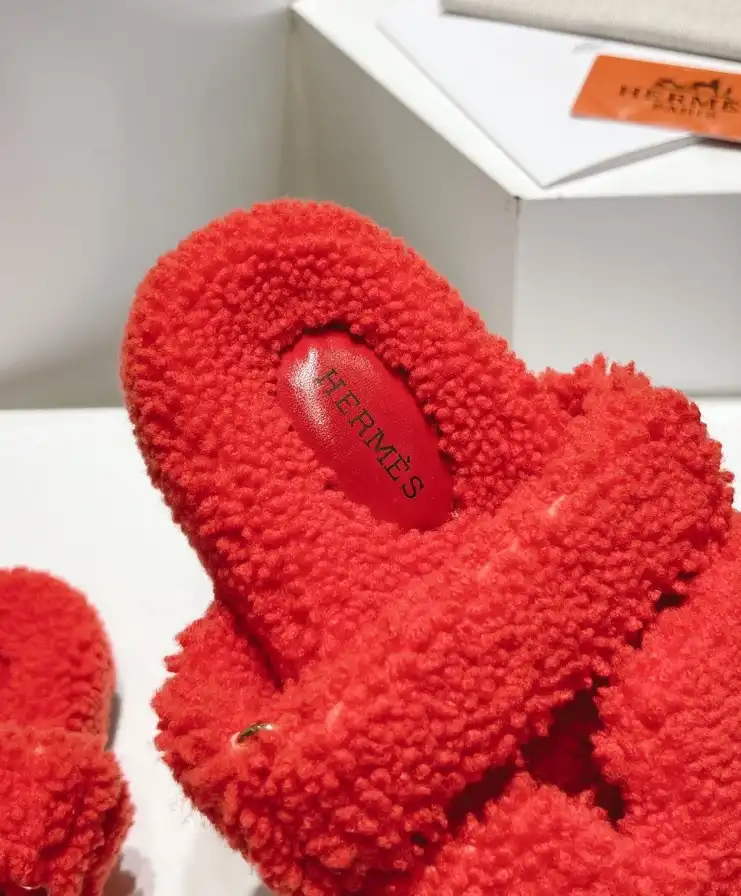 hype Hermes Slippers