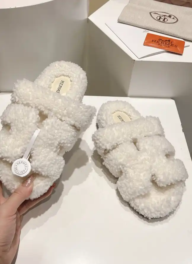 hype Hermes Slippers