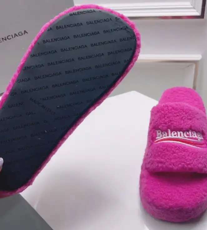 hype Balenciaga Slippers