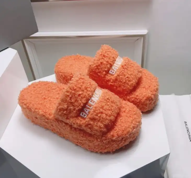 hype Balenciaga Slippers