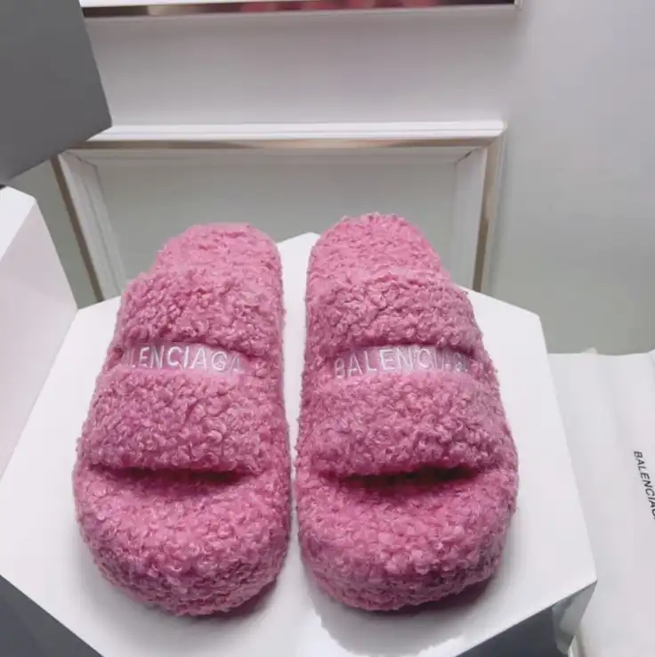 hype Balenciaga Slippers