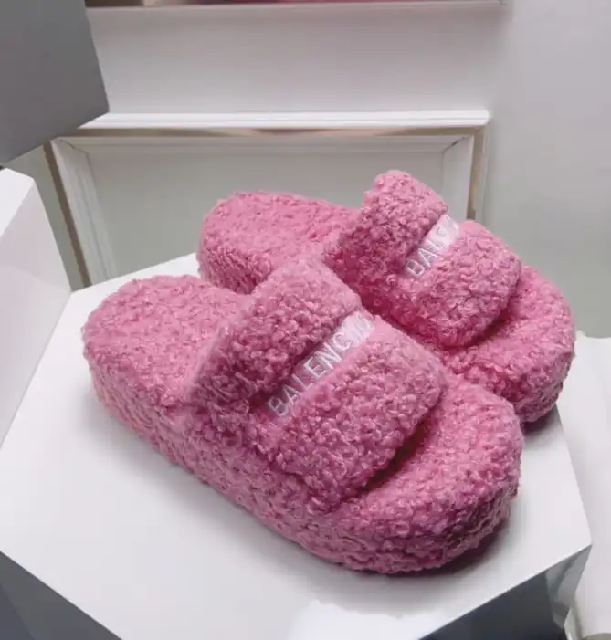 hype Balenciaga Slippers