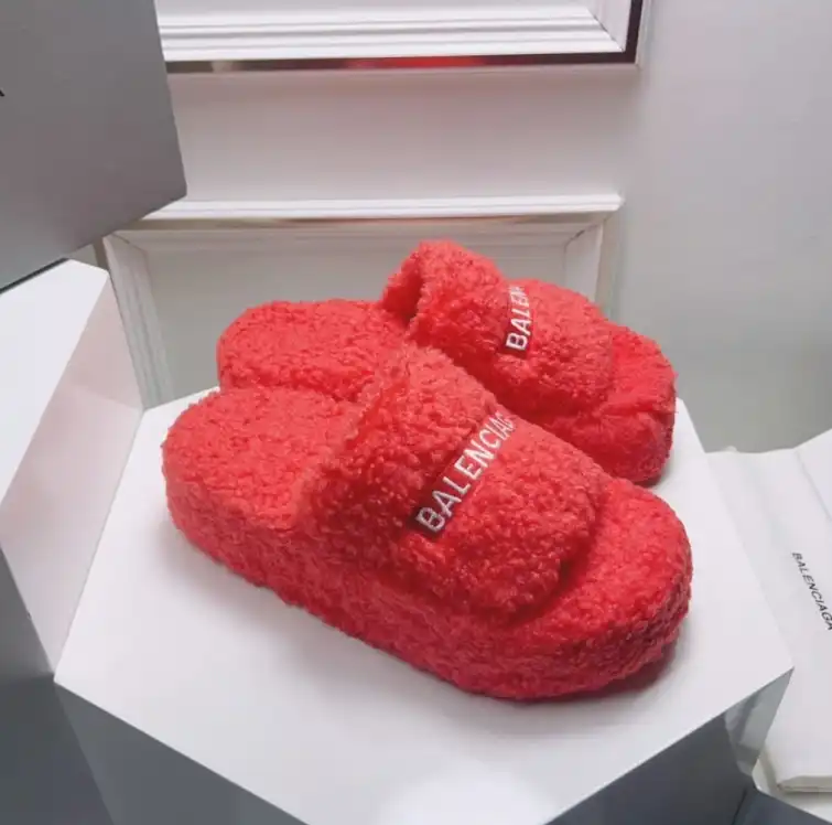 hype Balenciaga Slippers