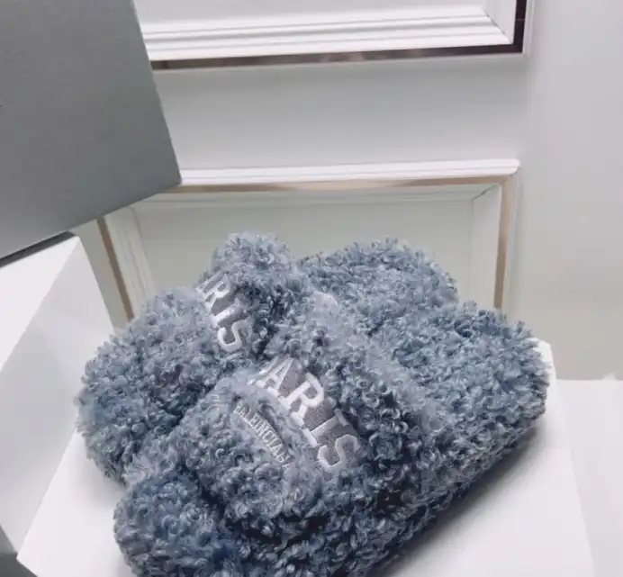 hype Balenciaga Slippers