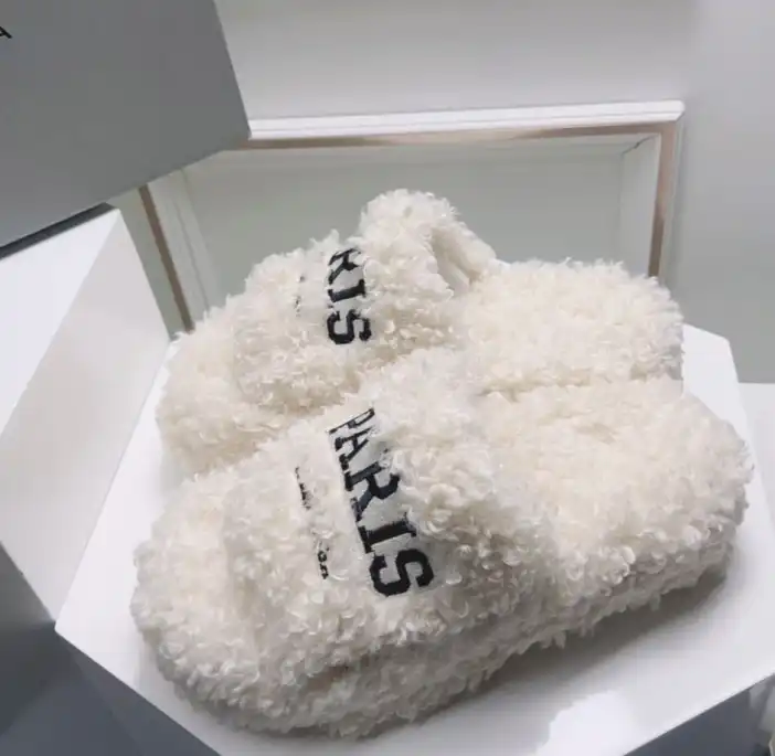 hype Balenciaga Slippers