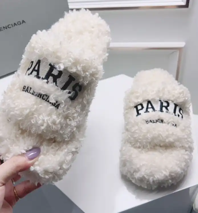 hype Balenciaga Slippers