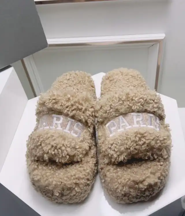 hype Balenciaga Slippers