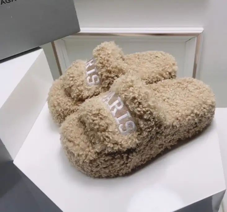 hype Balenciaga Slippers