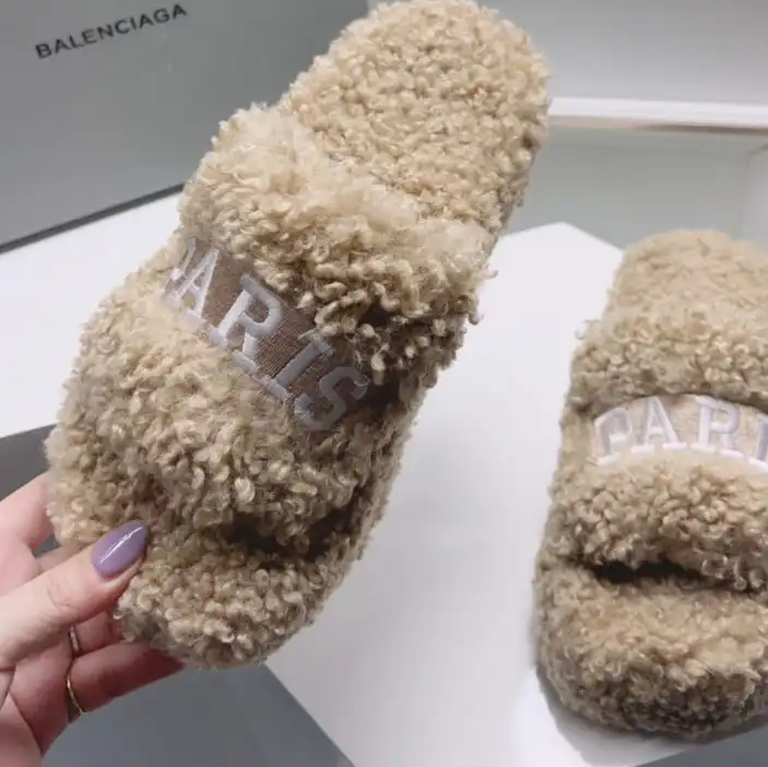 hype Balenciaga Slippers