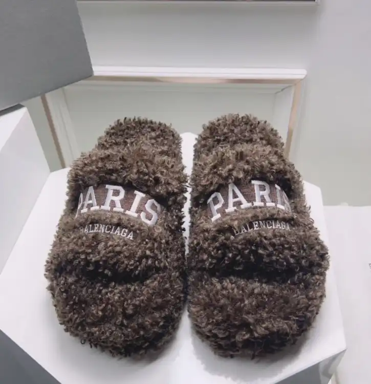 hype Balenciaga Slippers