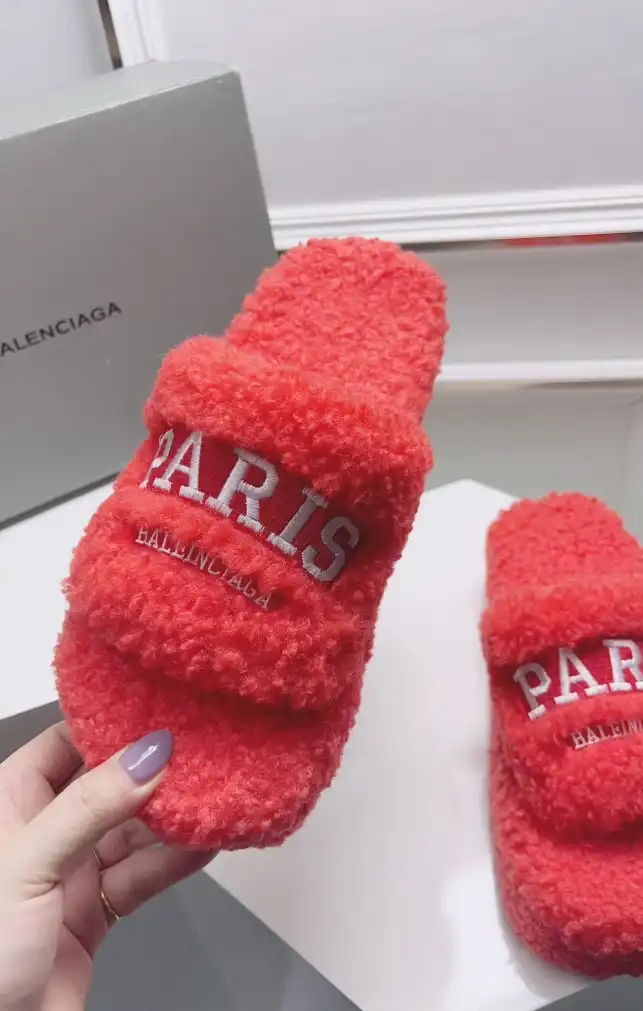 hype Balenciaga Slippers