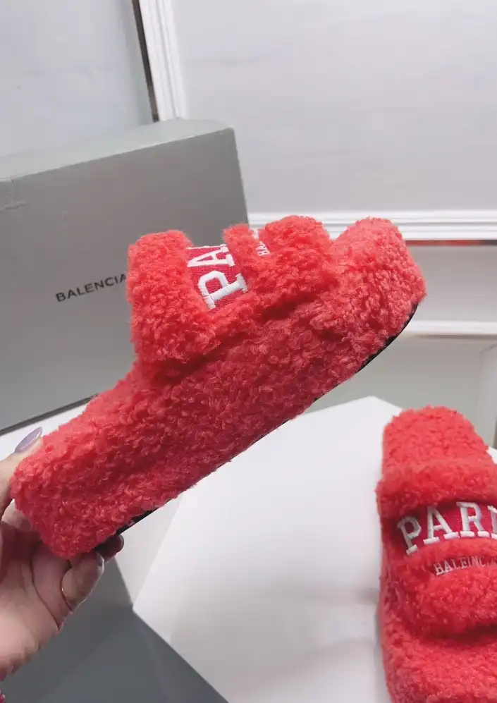 hype Balenciaga Slippers