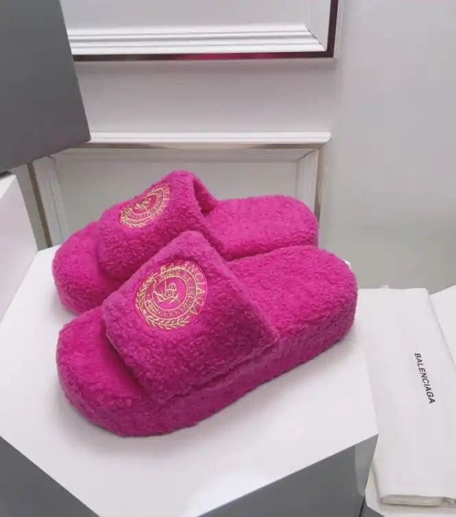 hype Balenciaga Slippers