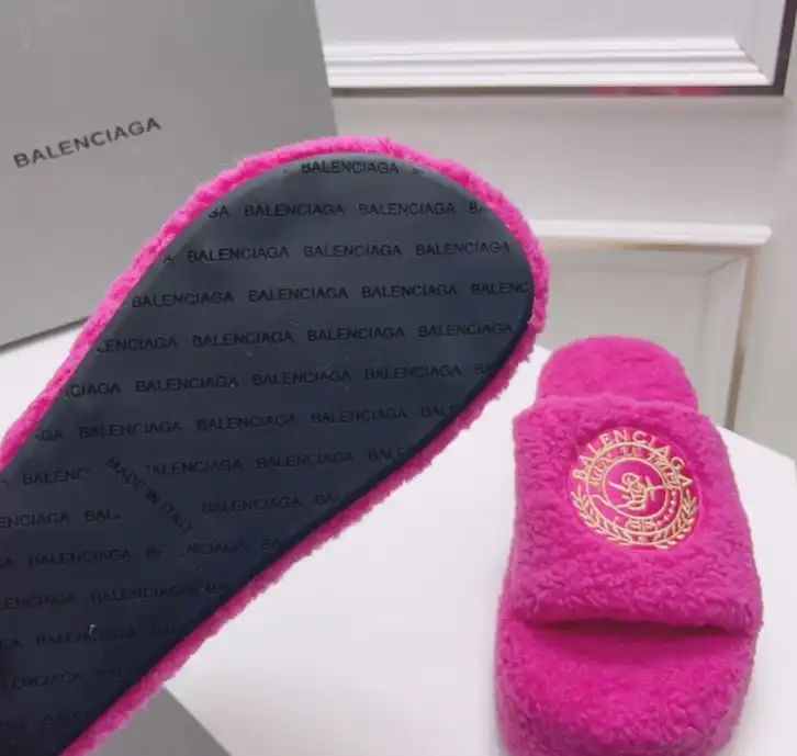 hype Balenciaga Slippers