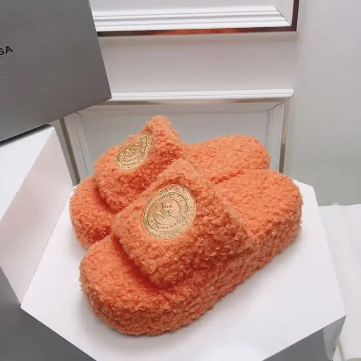 hype Balenciaga Slippers