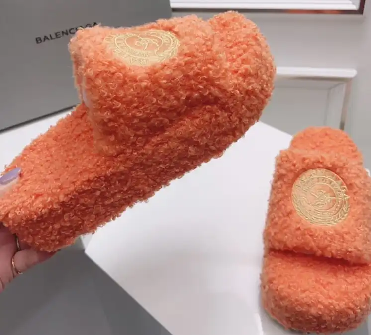 hype Balenciaga Slippers