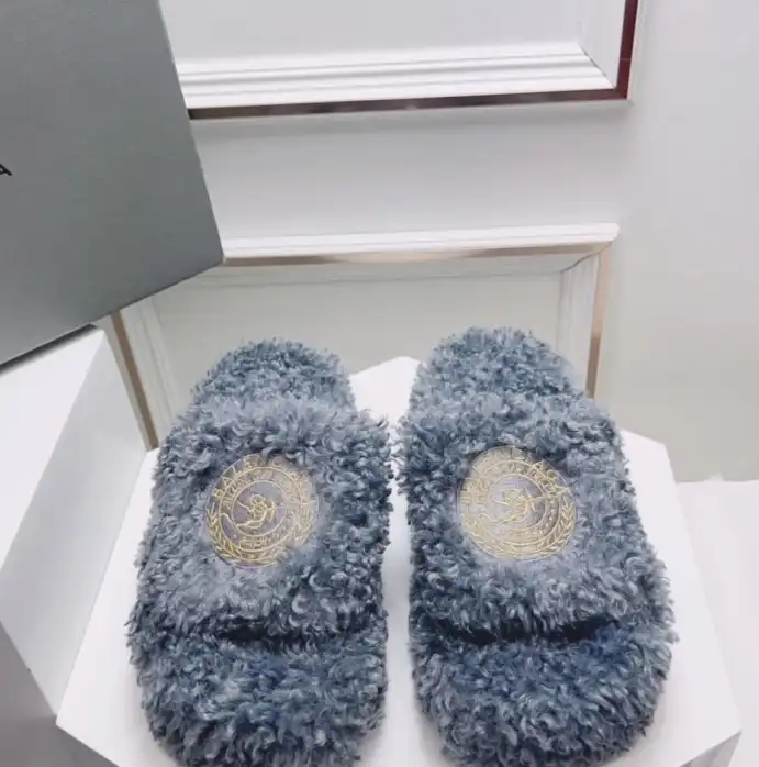 hype Balenciaga Slippers