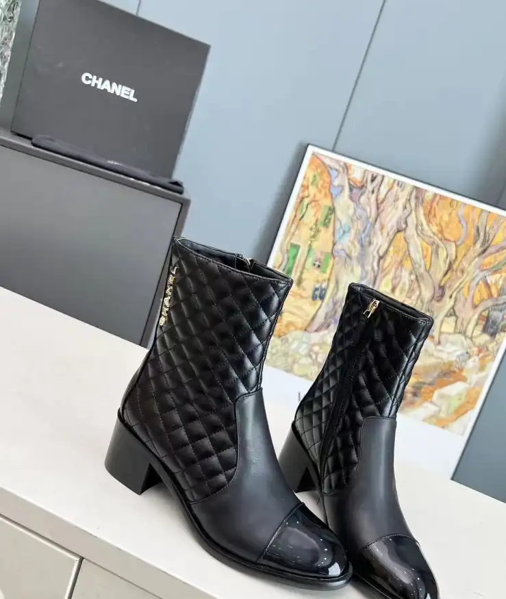 hype Chanel Boots