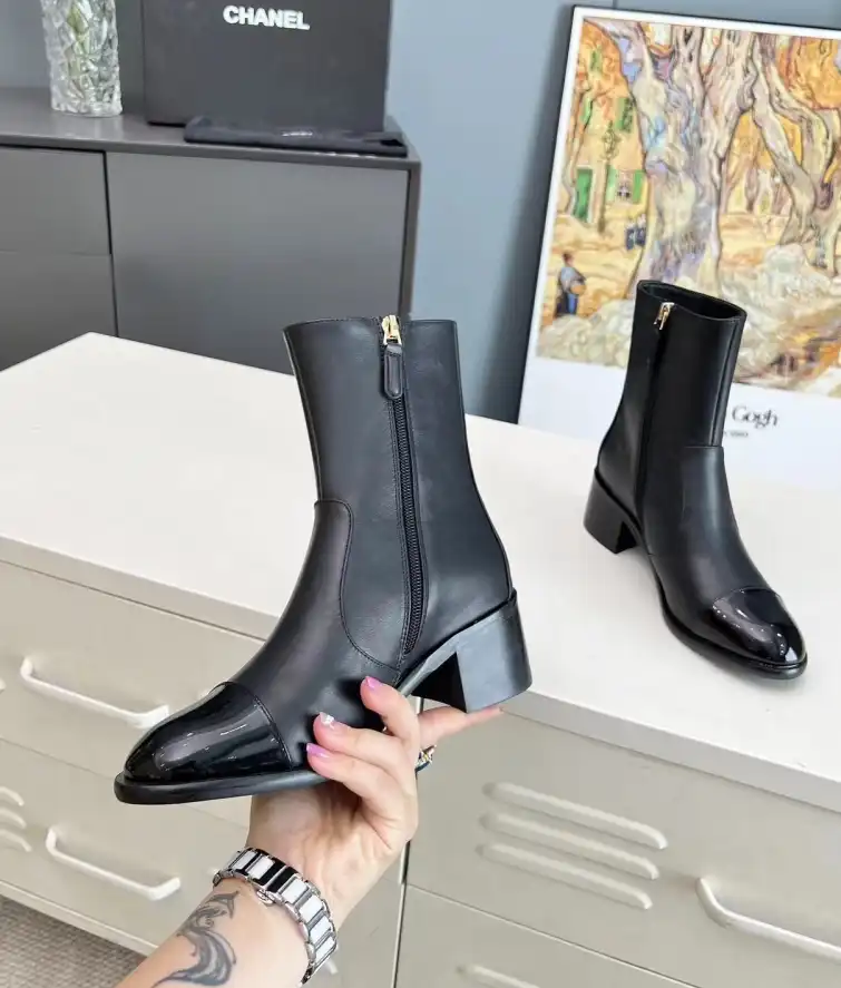 hype Chanel Boots