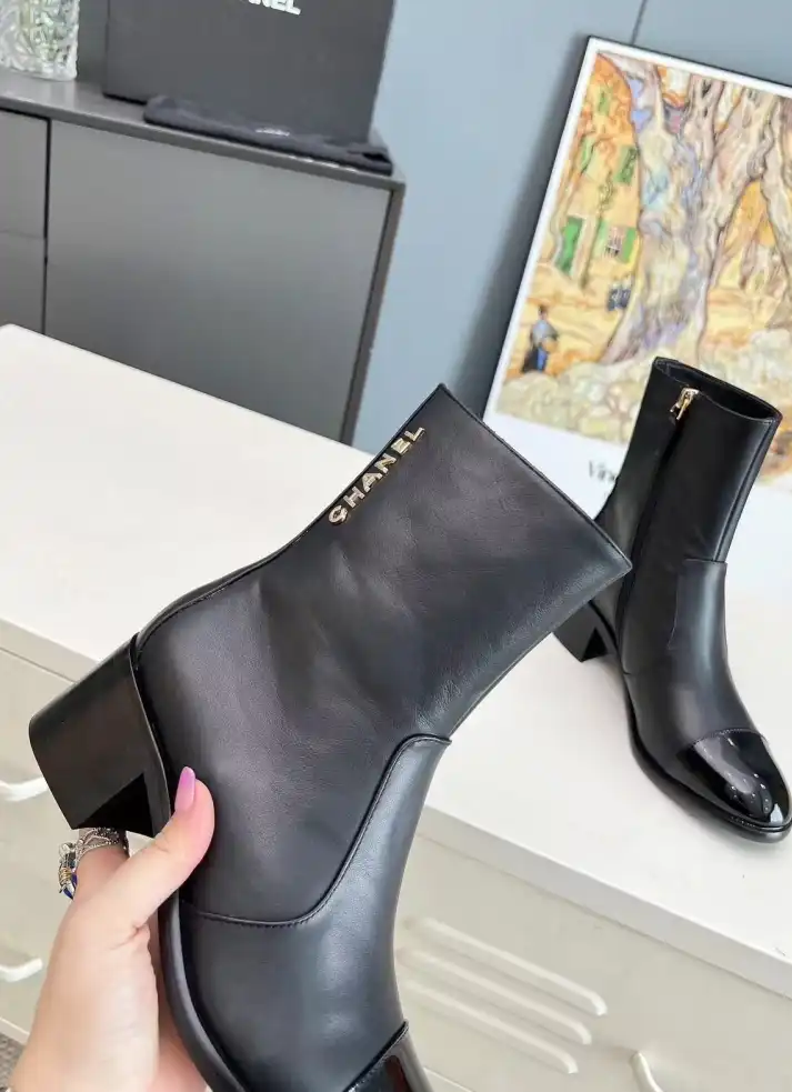 hype Chanel Boots