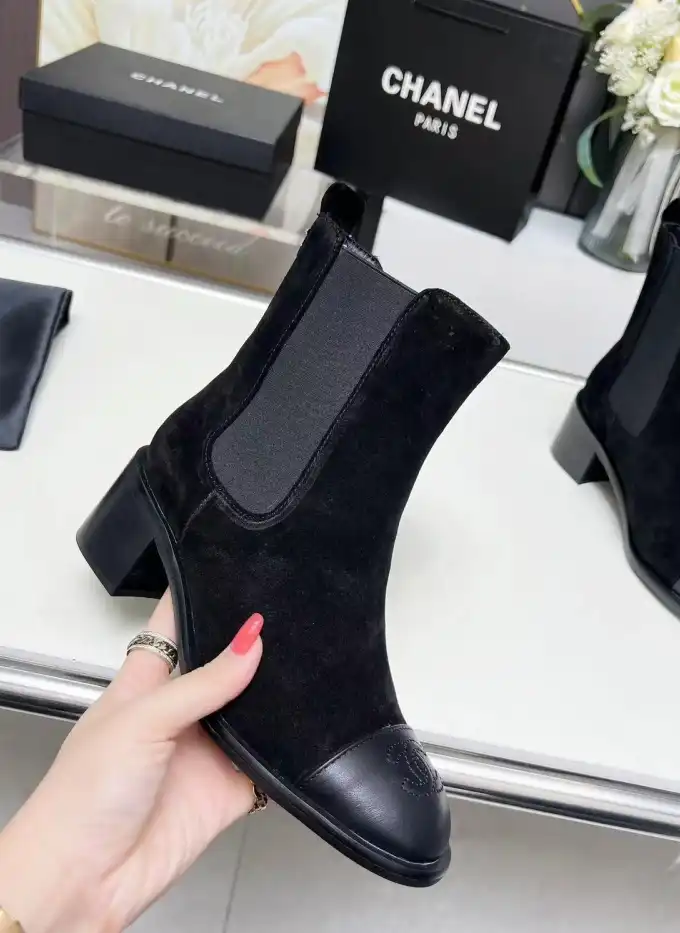 hype Chanel Boots