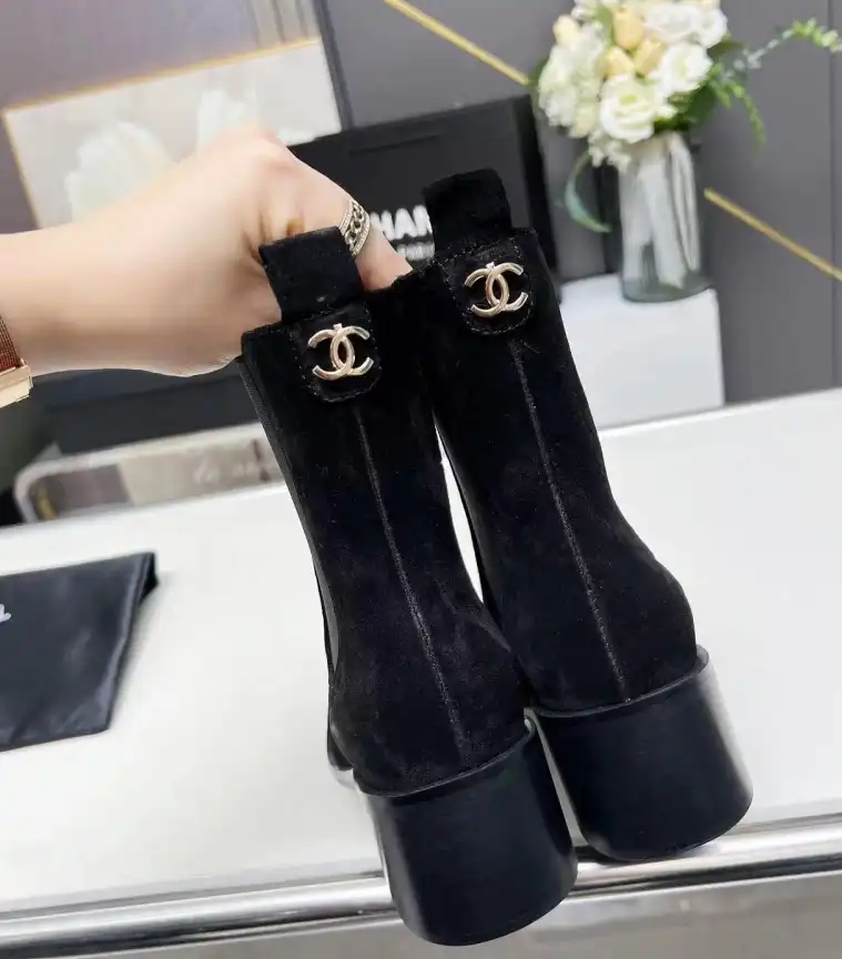 hype Chanel Boots