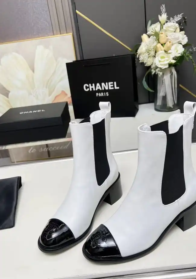 hype Chanel Boots