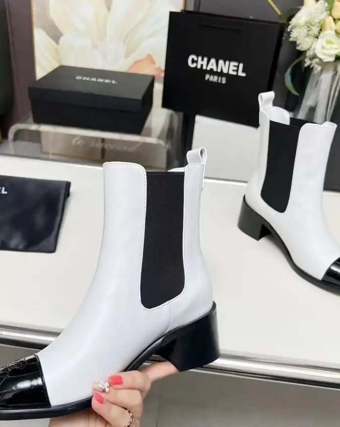 hype Chanel Boots