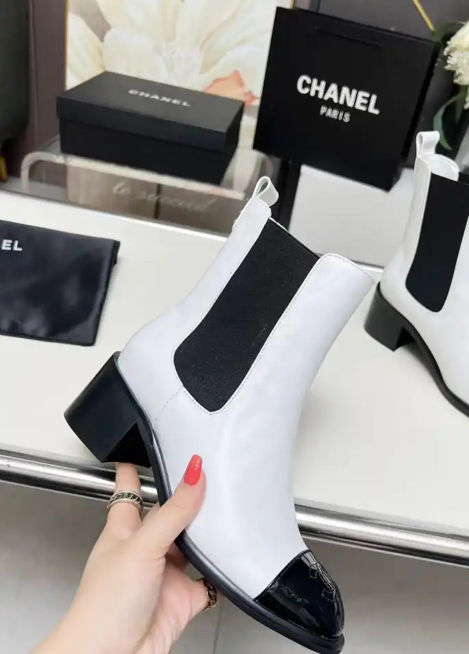 hype Chanel Boots