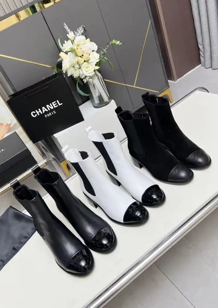 hype Chanel Boots